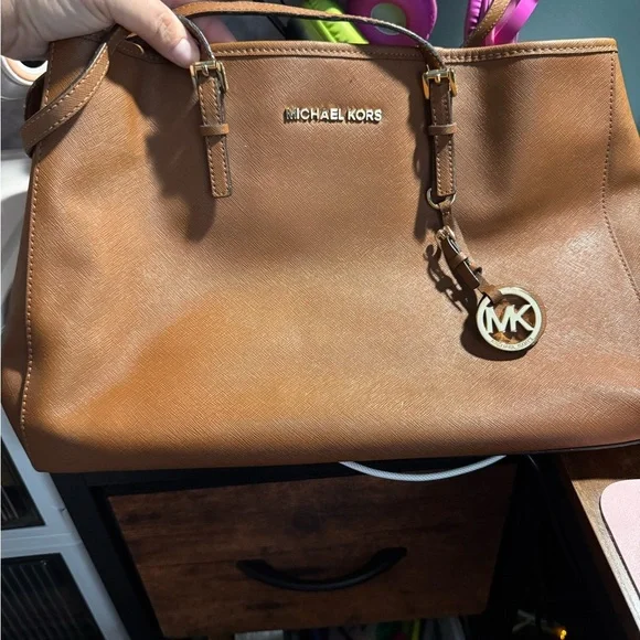Michael Kors Tan Saffiano Leather Tote - Picture 3 of 8